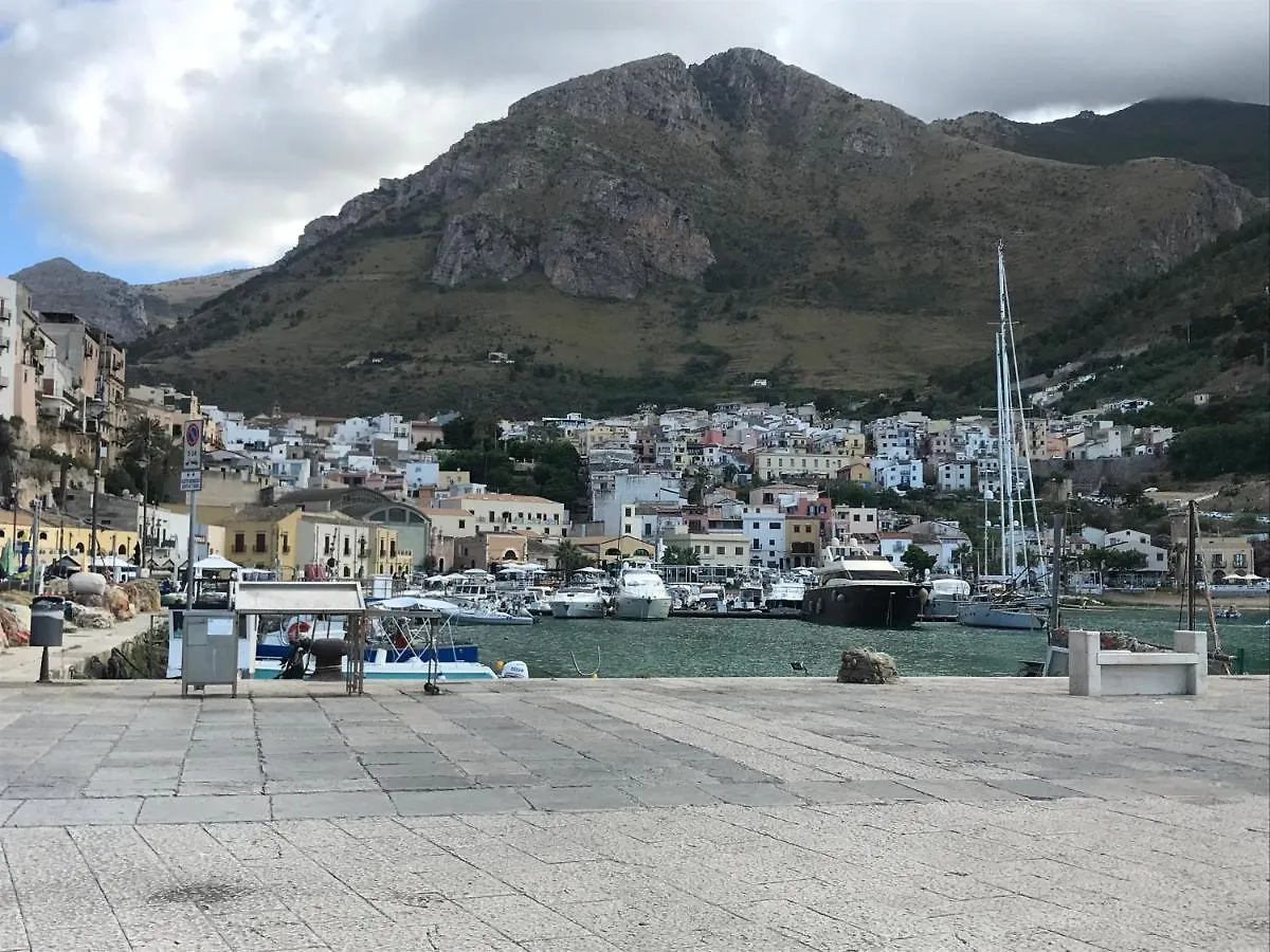 Feriehus Giulia'S Place-Locazione Turistica Villa Castellammare del Golfo