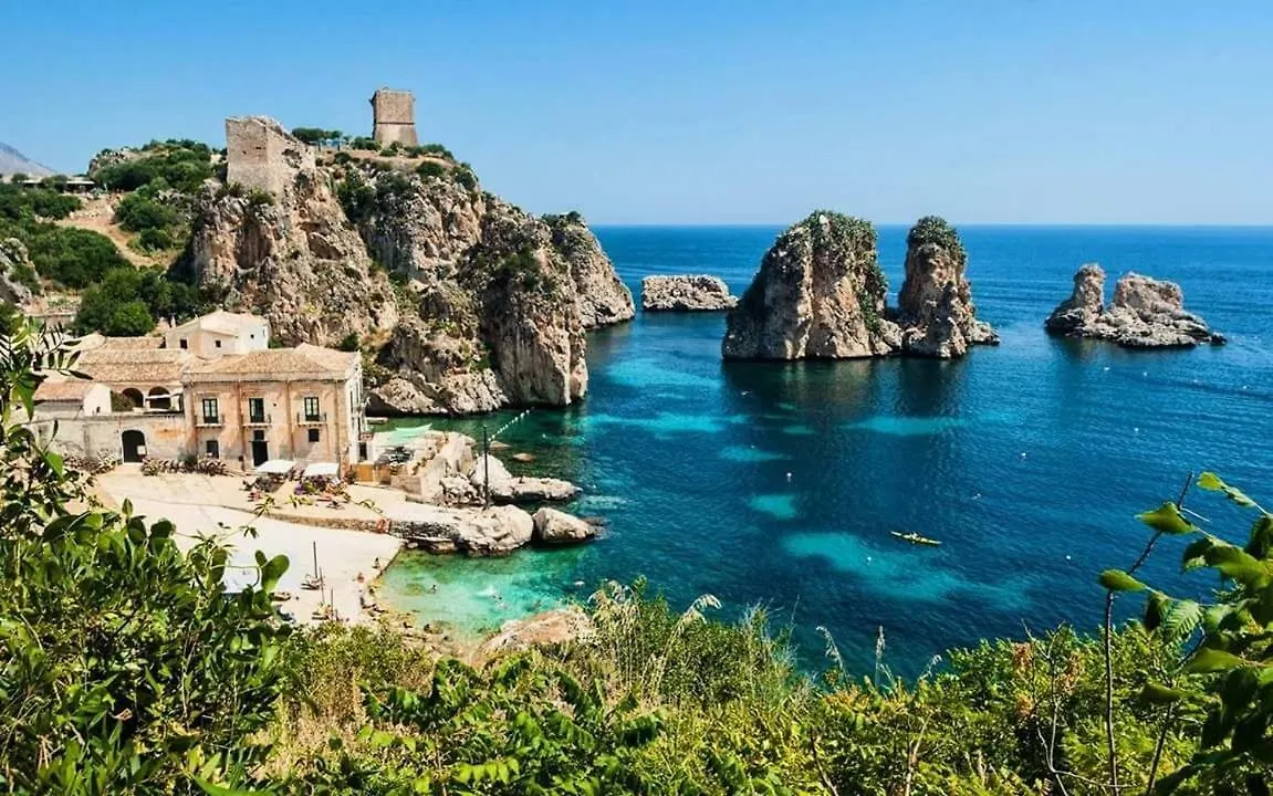 Giulia'S Place-Locazione Turistica Villa Castellammare del Golfo 0*,  Italien